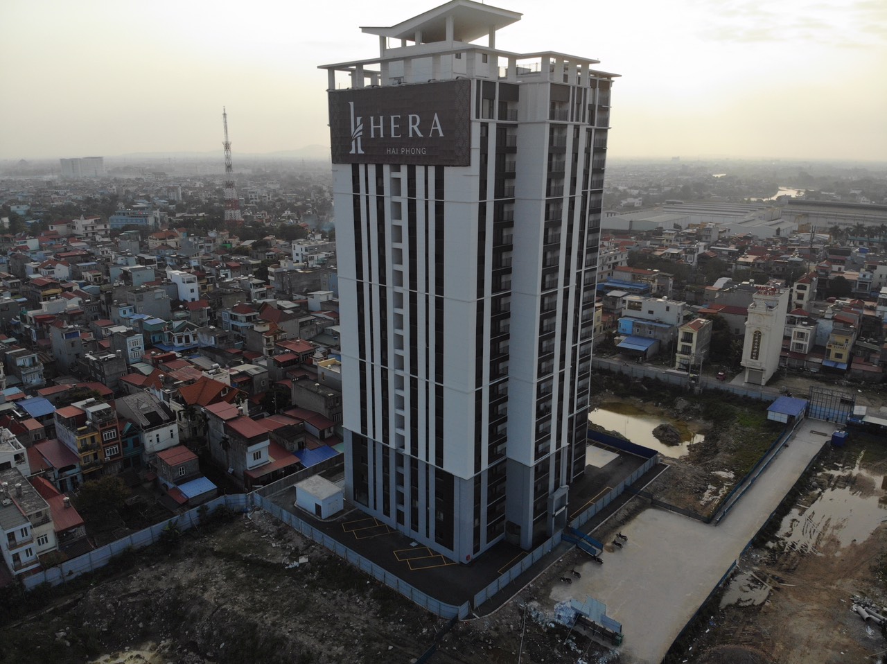 Bien cong trinh xay dụng toa nha